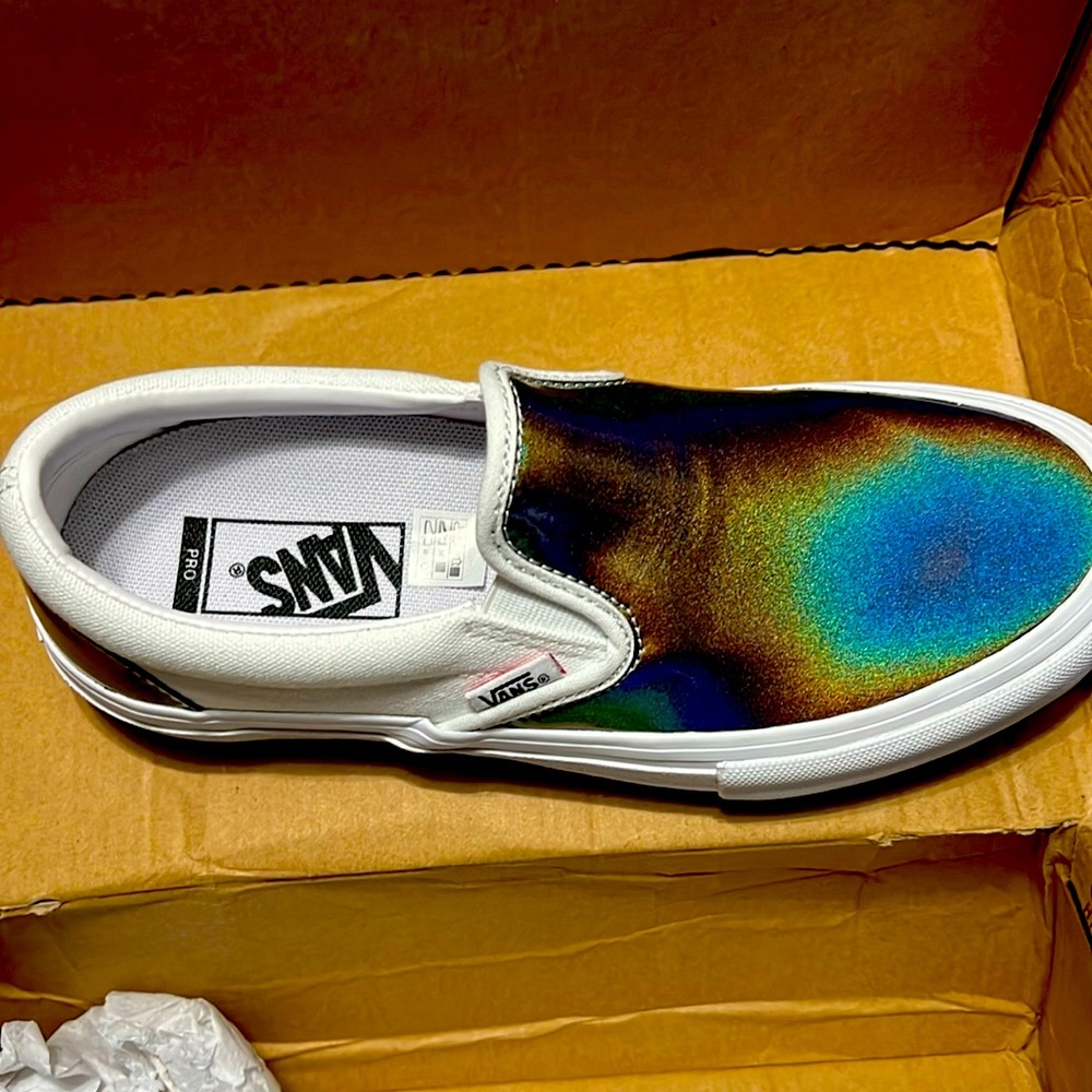 Vans Pros/ New Condition. Silver patent leather  with color changing effects.